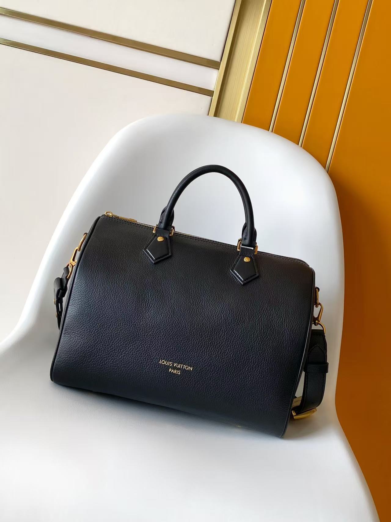LV Classic Handbag Monogram Canvas Zip Closure Business Casual